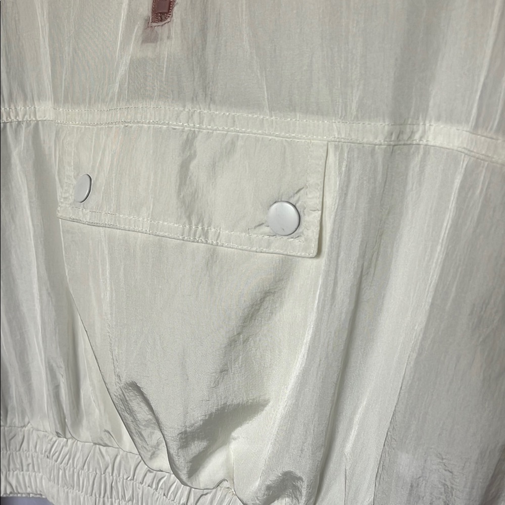 Gianni Bini Cream/Mauve half zip windbreaker - Picture 3 of 3